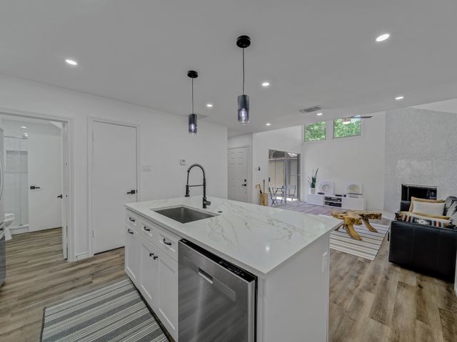4623 Country Creek Drive 1046, Dallas, TX 75236