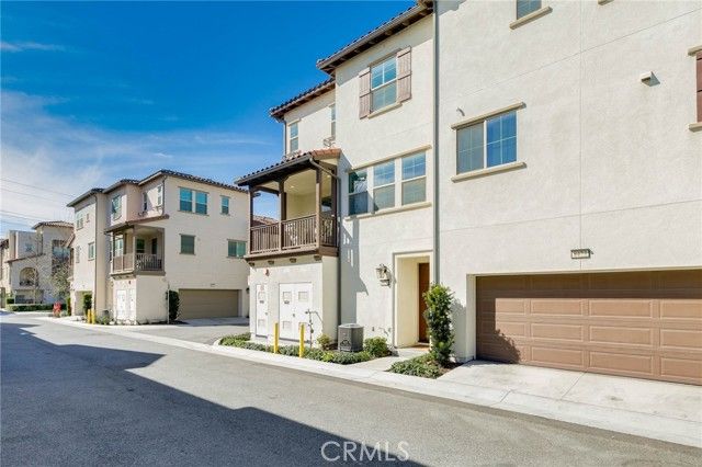 8475 Forest Park, Chino, CA 91708