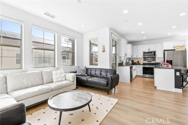 8475 Forest Park, Chino, CA 91708