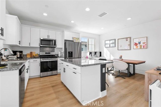 8475 Forest Park, Chino, CA 91708