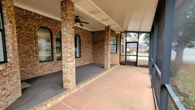 214 Hemingway Loop, Foley, AL 36535