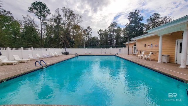 214 Hemingway Loop, Foley, AL 36535