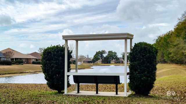 214 Hemingway Loop, Foley, AL 36535