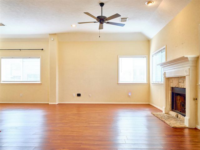 9218 Anna Street, Needville, TX 77461