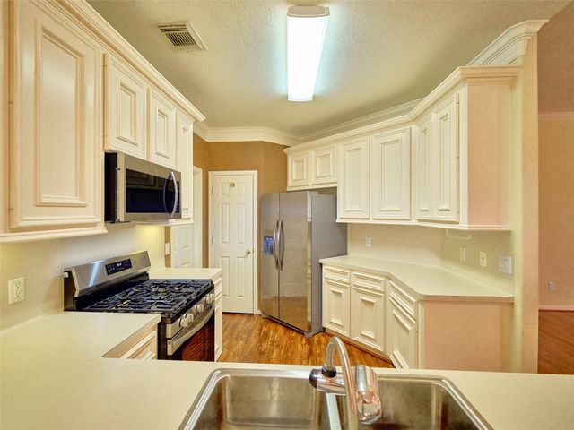 9218 Anna Street, Needville, TX 77461