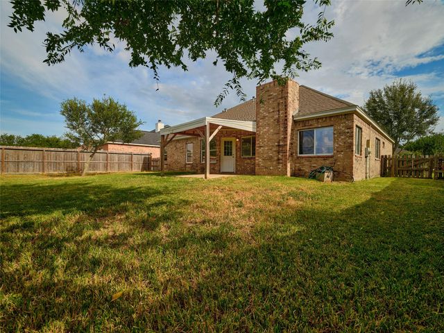 9218 Anna Street, Needville, TX 77461