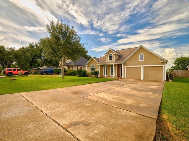 9218 Anna Street, Needville, TX 77461