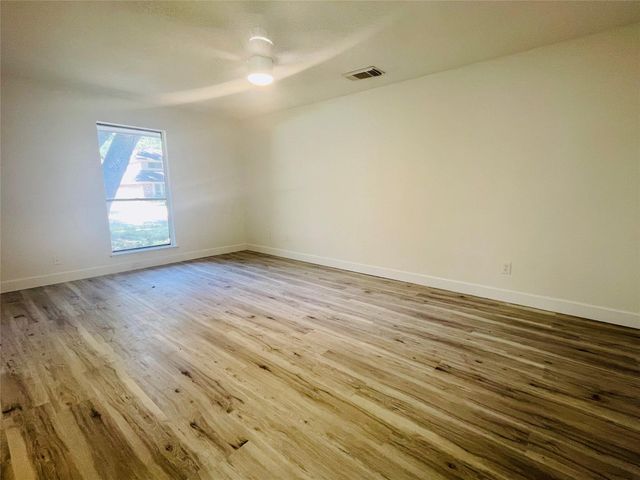 3014 Edgewood Drive, Sugar Land, TX 77479
