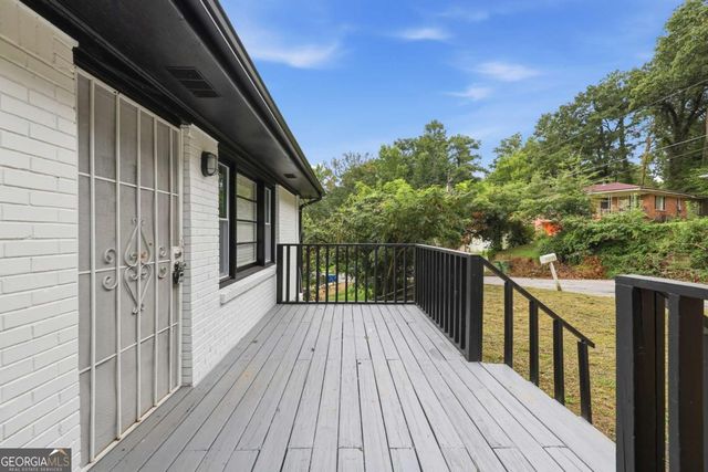 111 Victor Circle NW, Atlanta, GA 30314