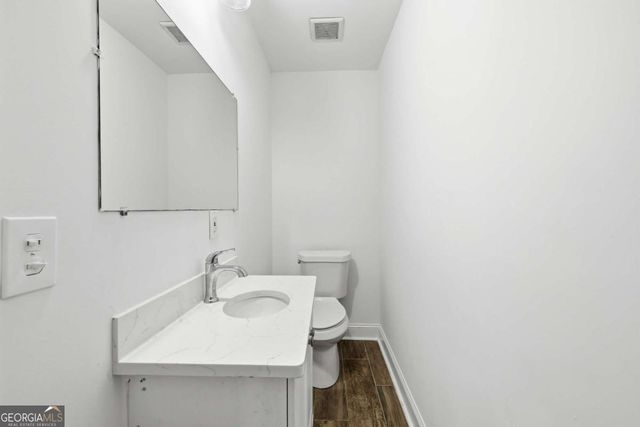 111 Victor Circle NW, Atlanta, GA 30314