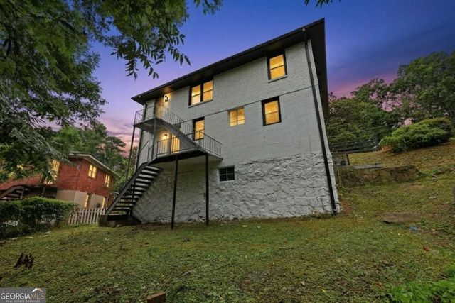 111 Victor Circle NW, Atlanta, GA 30314