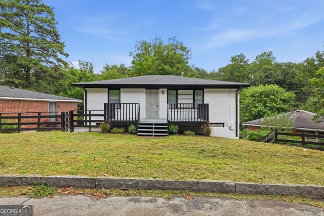 111 Victor Circle NW, Atlanta, GA 30314