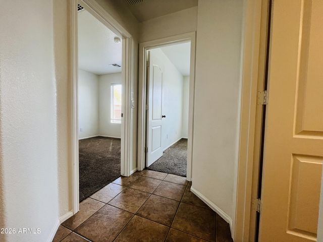 8202 S 47th Avenue, Laveen, AZ 85339