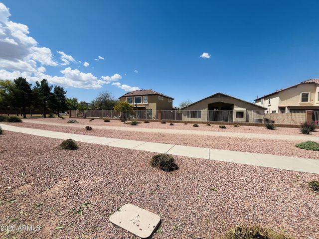 8202 S 47th Avenue, Laveen, AZ 85339