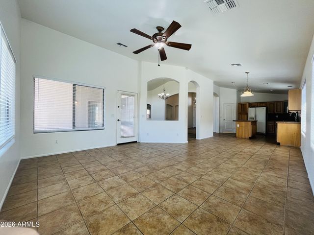 8202 S 47th Avenue, Laveen, AZ 85339
