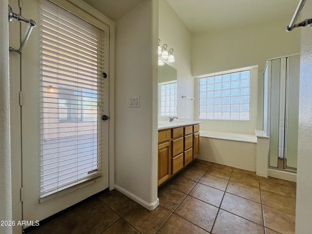 8202 S 47th Avenue, Laveen, AZ 85339