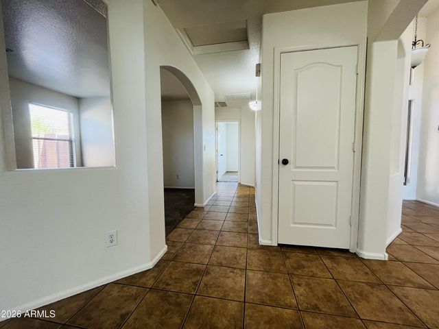 8202 S 47th Avenue, Laveen, AZ 85339