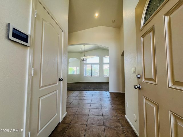 8202 S 47th Avenue, Laveen, AZ 85339