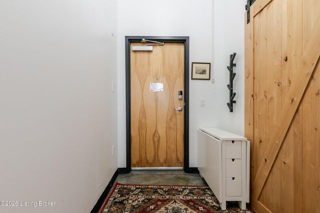 815 W Market St 703, Louisville, KY 40202