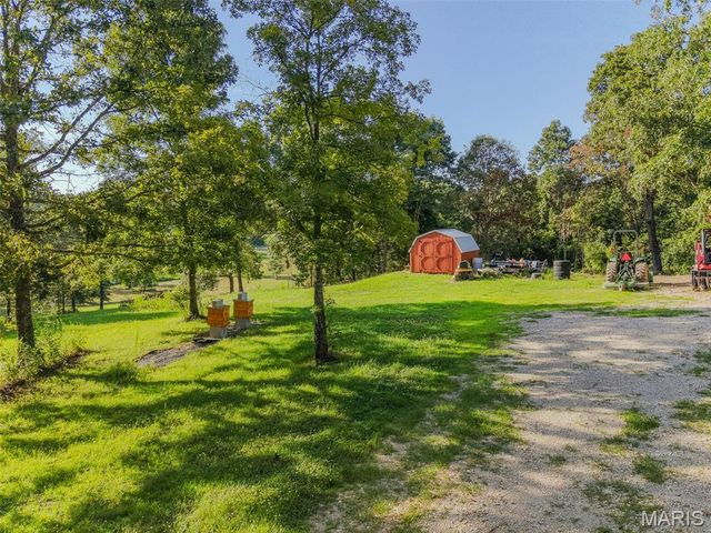 2887 County Road 5620, Willow Springs, MO 65789