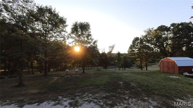 2887 County Road 5620, Willow Springs, MO 65789