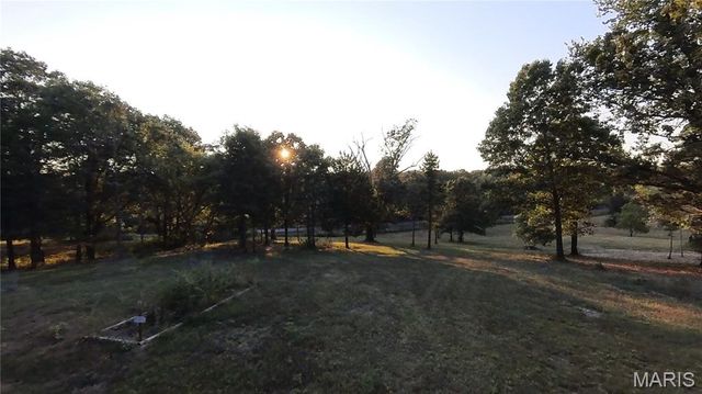 2887 County Road 5620, Willow Springs, MO 65789