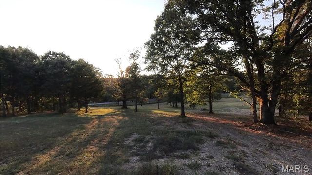 2887 County Road 5620, Willow Springs, MO 65789