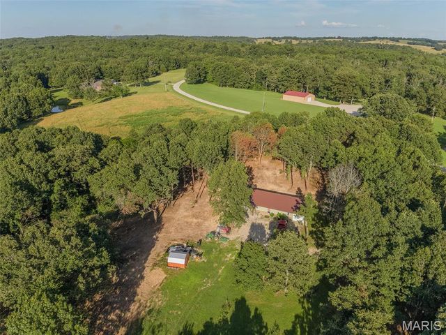 2887 County Road 5620, Willow Springs, MO 65789