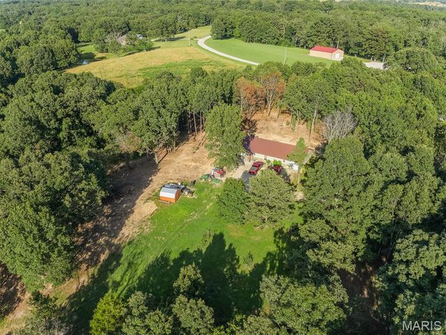 2887 County Road 5620, Willow Springs, MO 65789