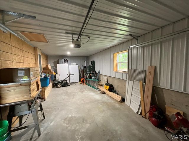 2887 County Road 5620, Willow Springs, MO 65789