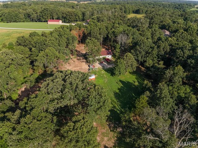 2887 County Road 5620, Willow Springs, MO 65789