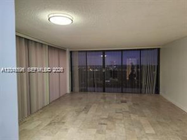 780 NE 69th St 1810, Miami, FL 33138