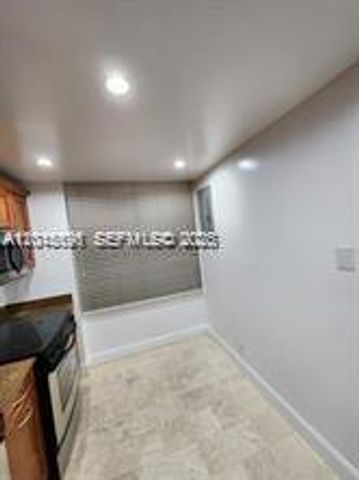 780 NE 69th St 1810, Miami, FL 33138