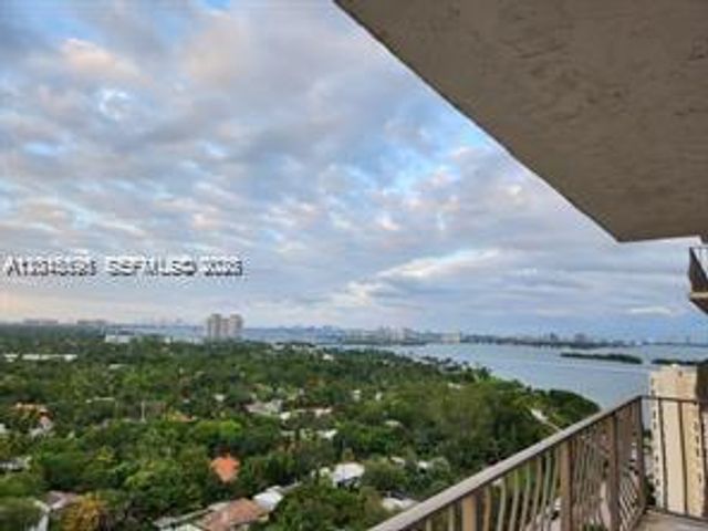 780 NE 69th St 1810, Miami, FL 33138