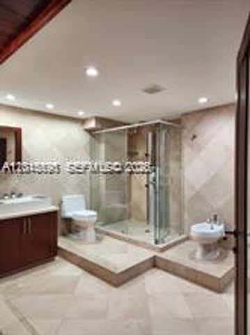 780 NE 69th St 1810, Miami, FL 33138
