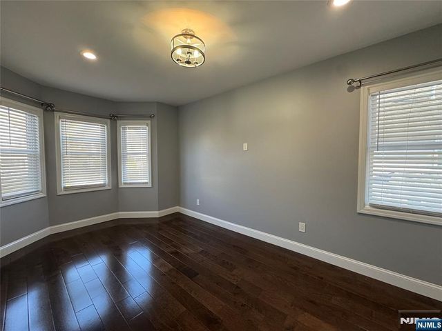 243 Hamilton Place 2, Hackensack, NJ 07601