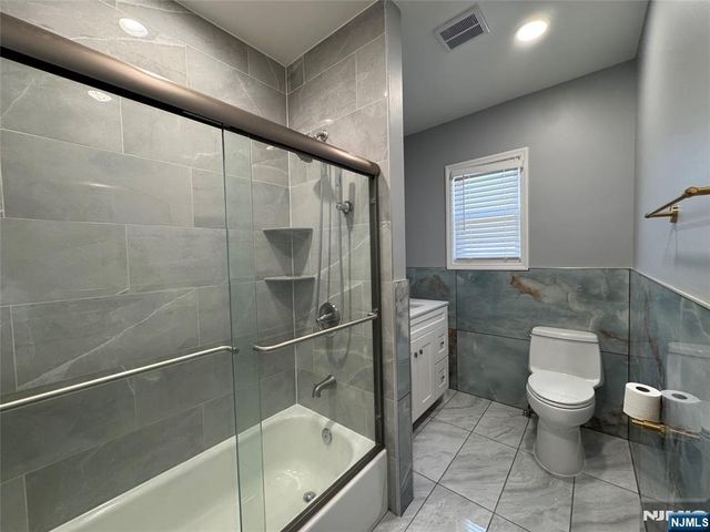 243 Hamilton Place 2, Hackensack, NJ 07601