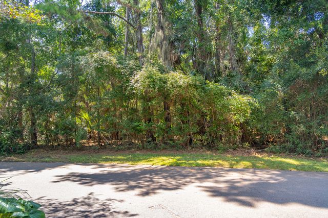 2160 Royal Pine Drive, Seabrook Island, SC 29455
