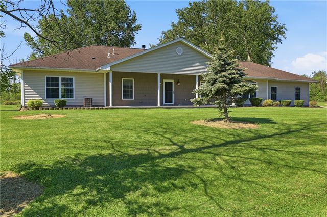 164 Payne Beach Road, Greece, NY 14468