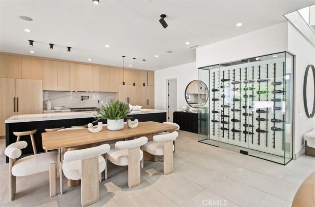 1210 Kings Rd, Newport Beach, CA 92663