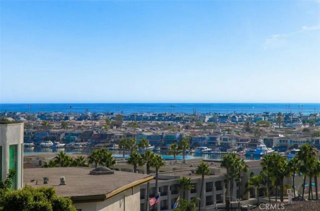 1210 Kings Rd, Newport Beach, CA 92663