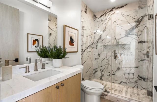 1210 Kings Rd, Newport Beach, CA 92663