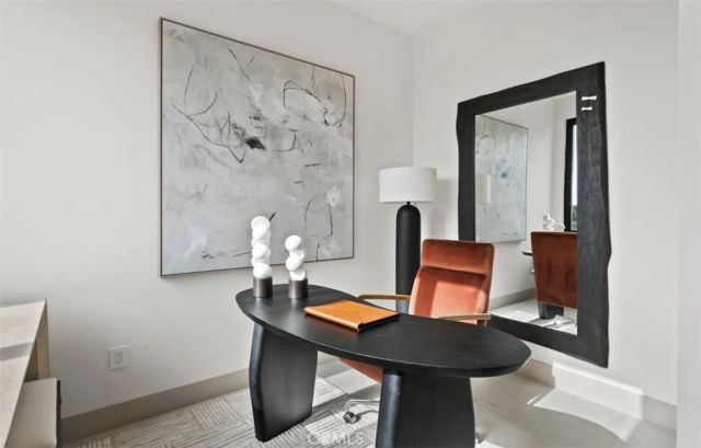 1210 Kings Rd, Newport Beach, CA 92663