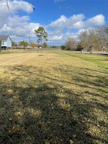 5817 Florida Avenue, Hitchcock, TX 77563