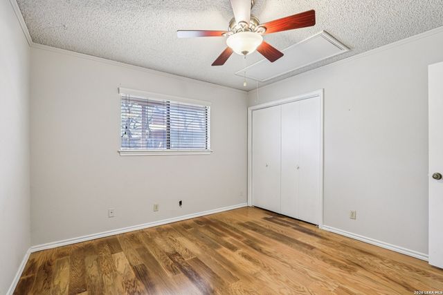 11810 Thoroughbred, San Antonio, TX 78253