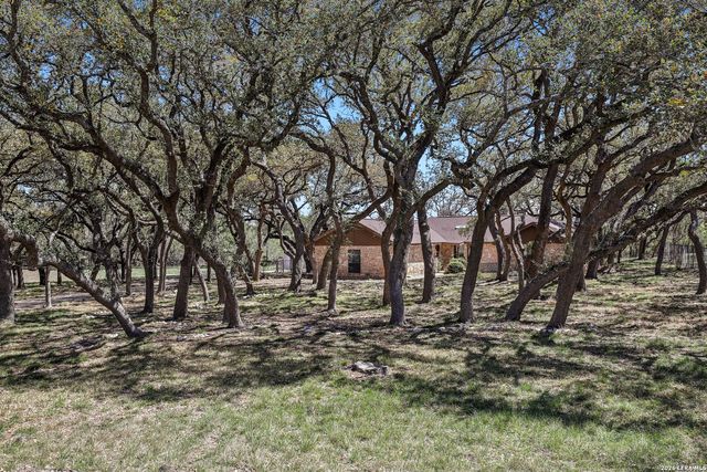 11810 Thoroughbred, San Antonio, TX 78253