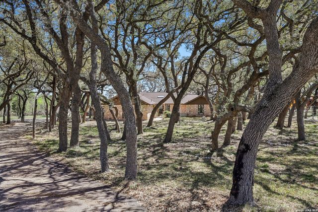 11810 Thoroughbred, San Antonio, TX 78253