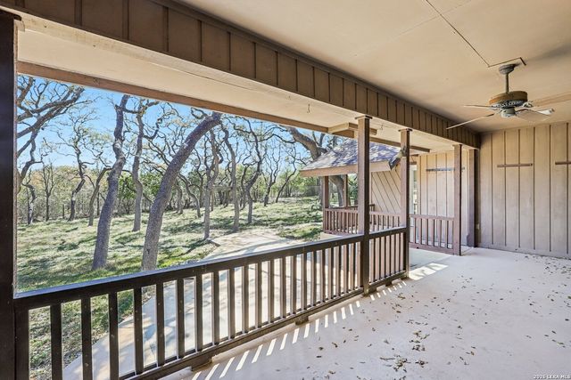 11810 Thoroughbred, San Antonio, TX 78253