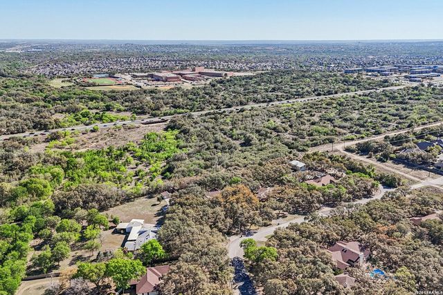 11810 Thoroughbred, San Antonio, TX 78253