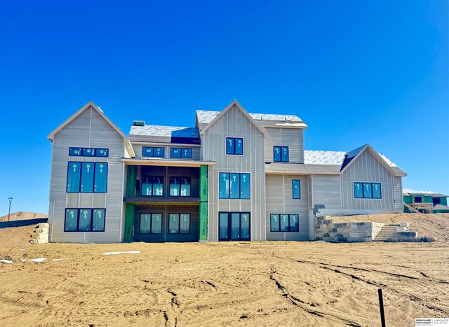 1544 S 150 Avenue, Omaha, NE 68144